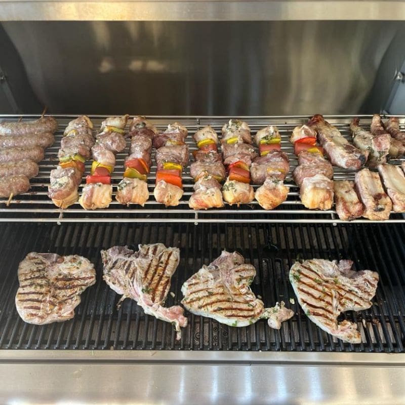 GrandPro 215 Crossray 4 Burner Outdoor Kitchen