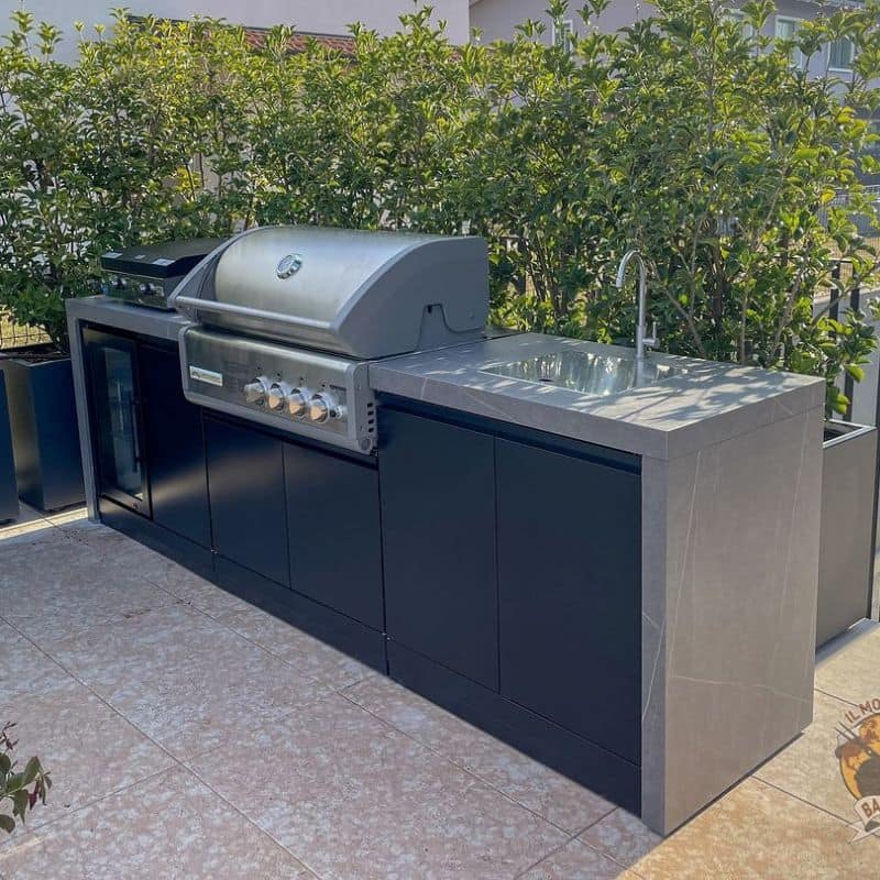 GrandPro 215 Crossray 4 Burner Outdoor Kitchen