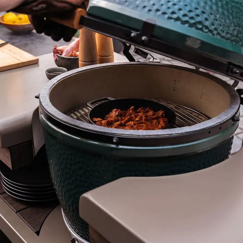 Adezz Forno Kamado Station with the Big Green Egg