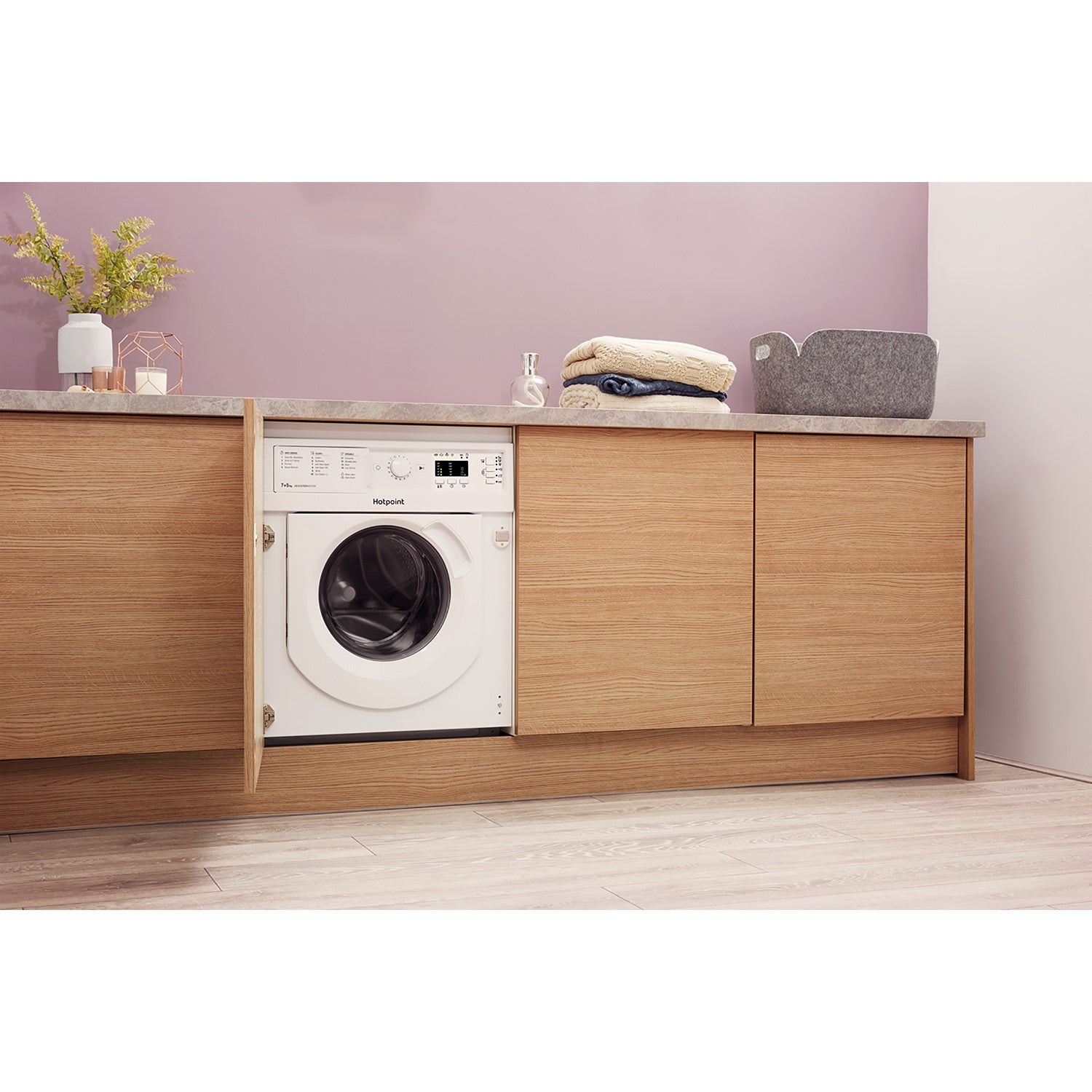 Hotpoint BIWDHG75148UKN 7+5kg 1400 Spin Built In Washer Dryer With Anti-Stain White
